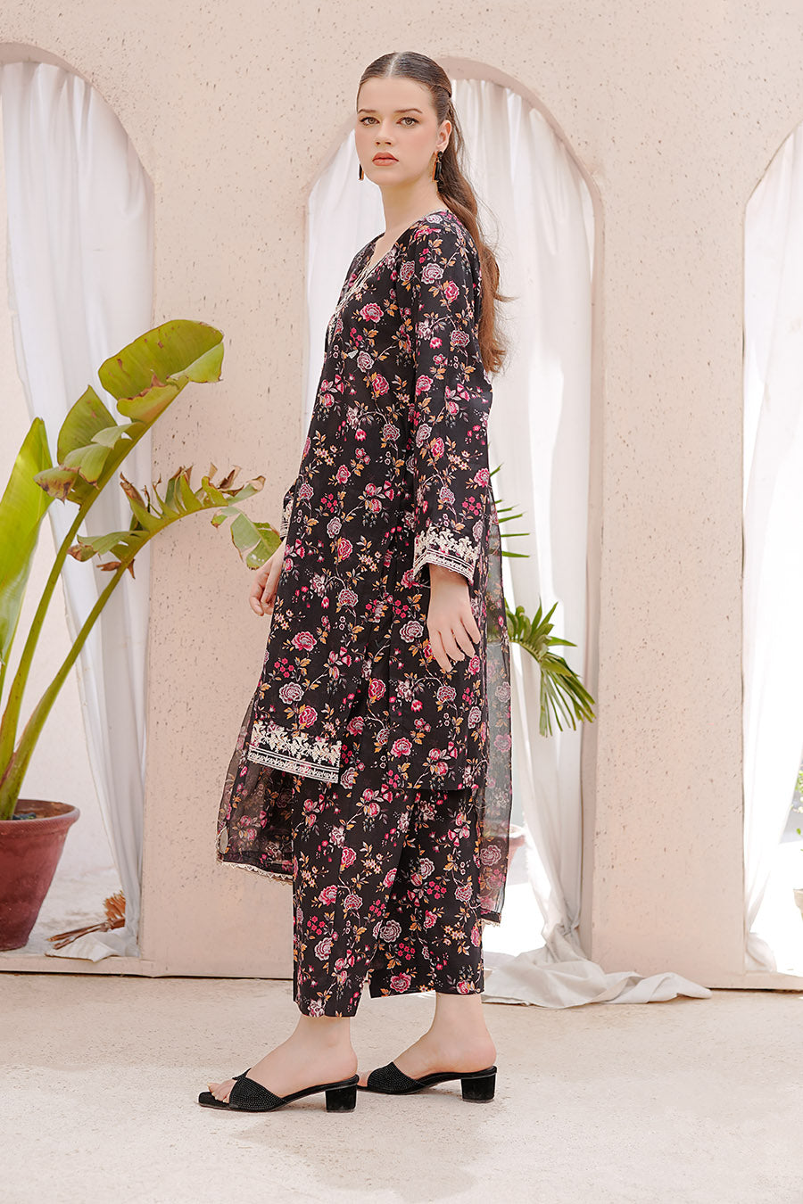 AMARA | Embroidery Stitched 3 pcs | lawn
