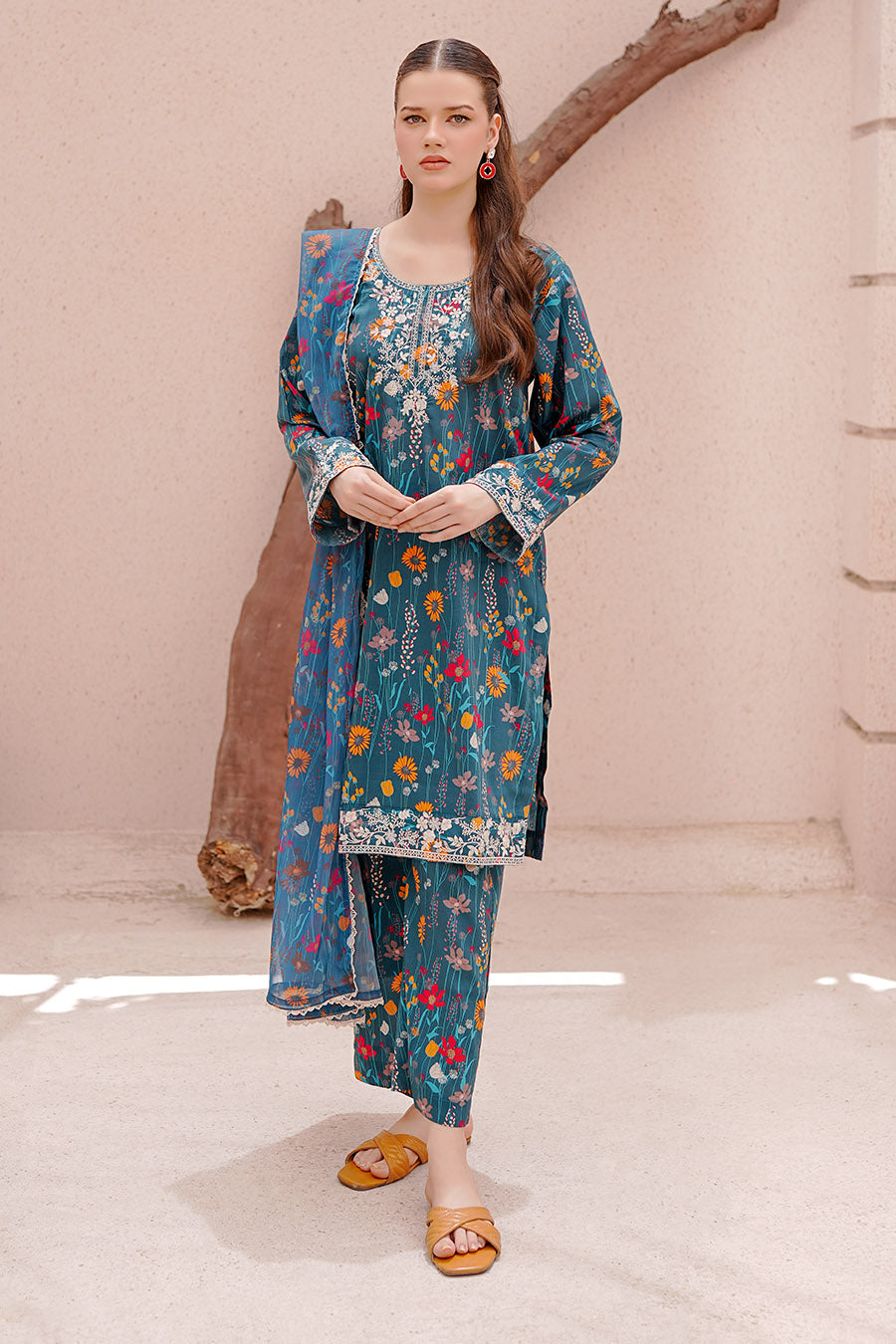 ZETA | Embroidery Stitched 3 pcs | lawn