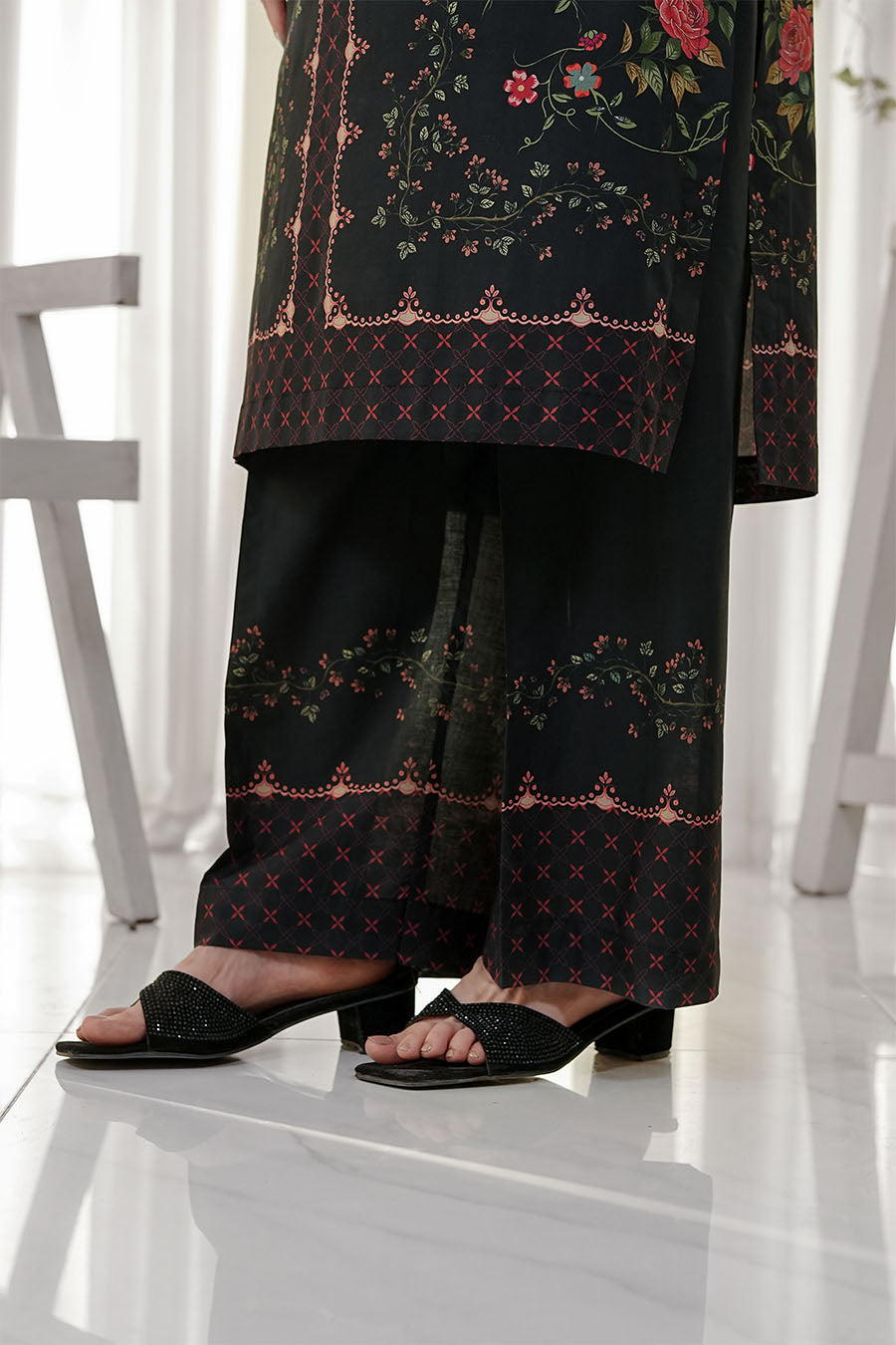 NOOREY | Stitched 2 pcs | LAWN