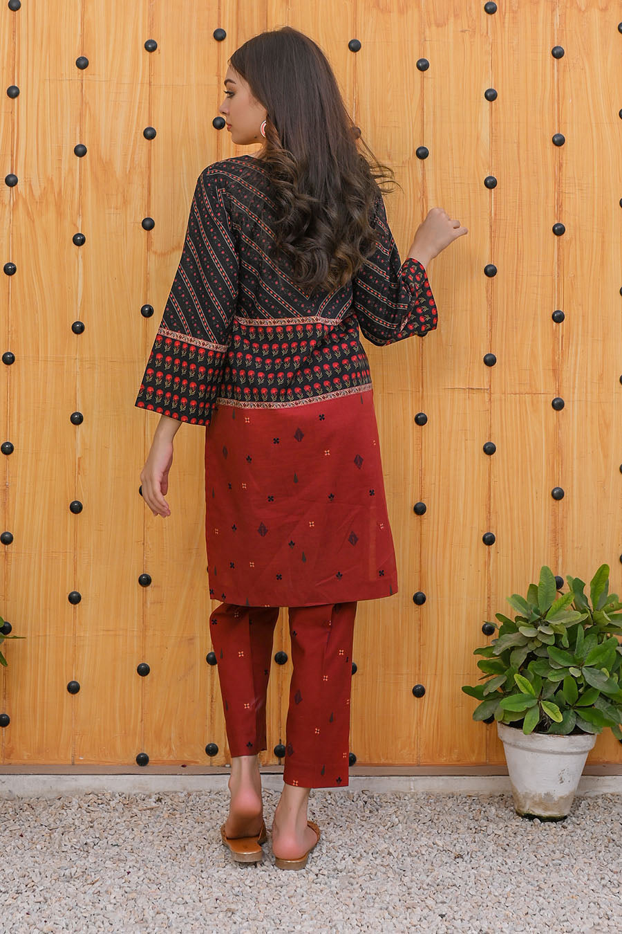 SANGRIA | Stitched 2 pcs | khaddar