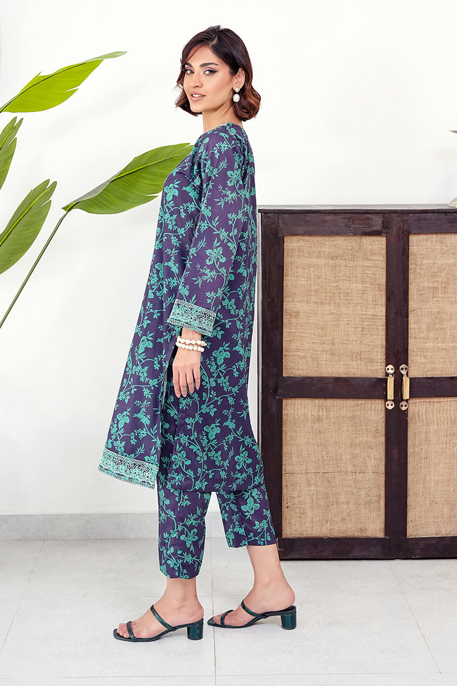 INARA | Embroidery Stitched 2 pcs | lawn