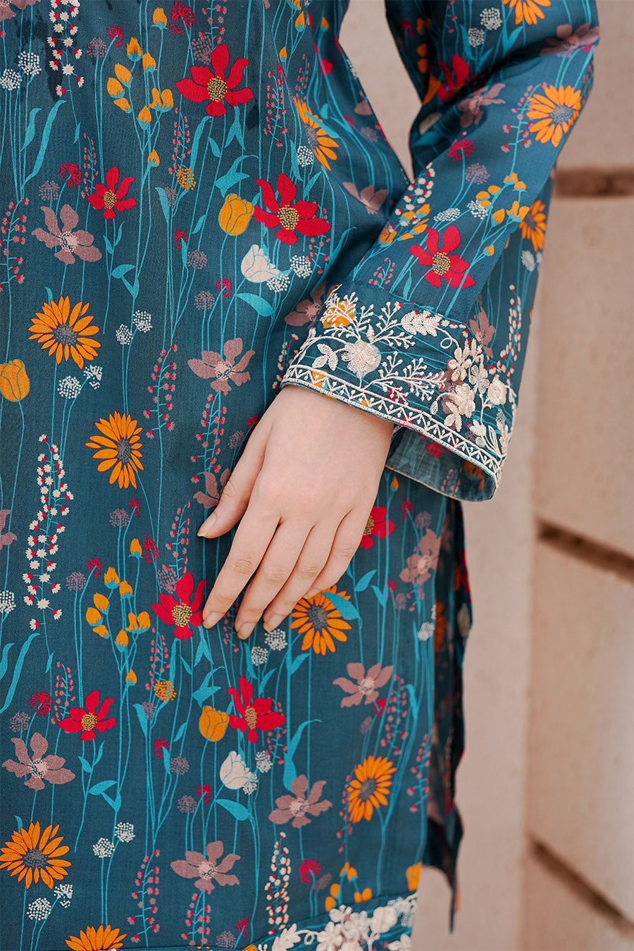 ZETA | Embroidery Stitched 3 pcs | lawn