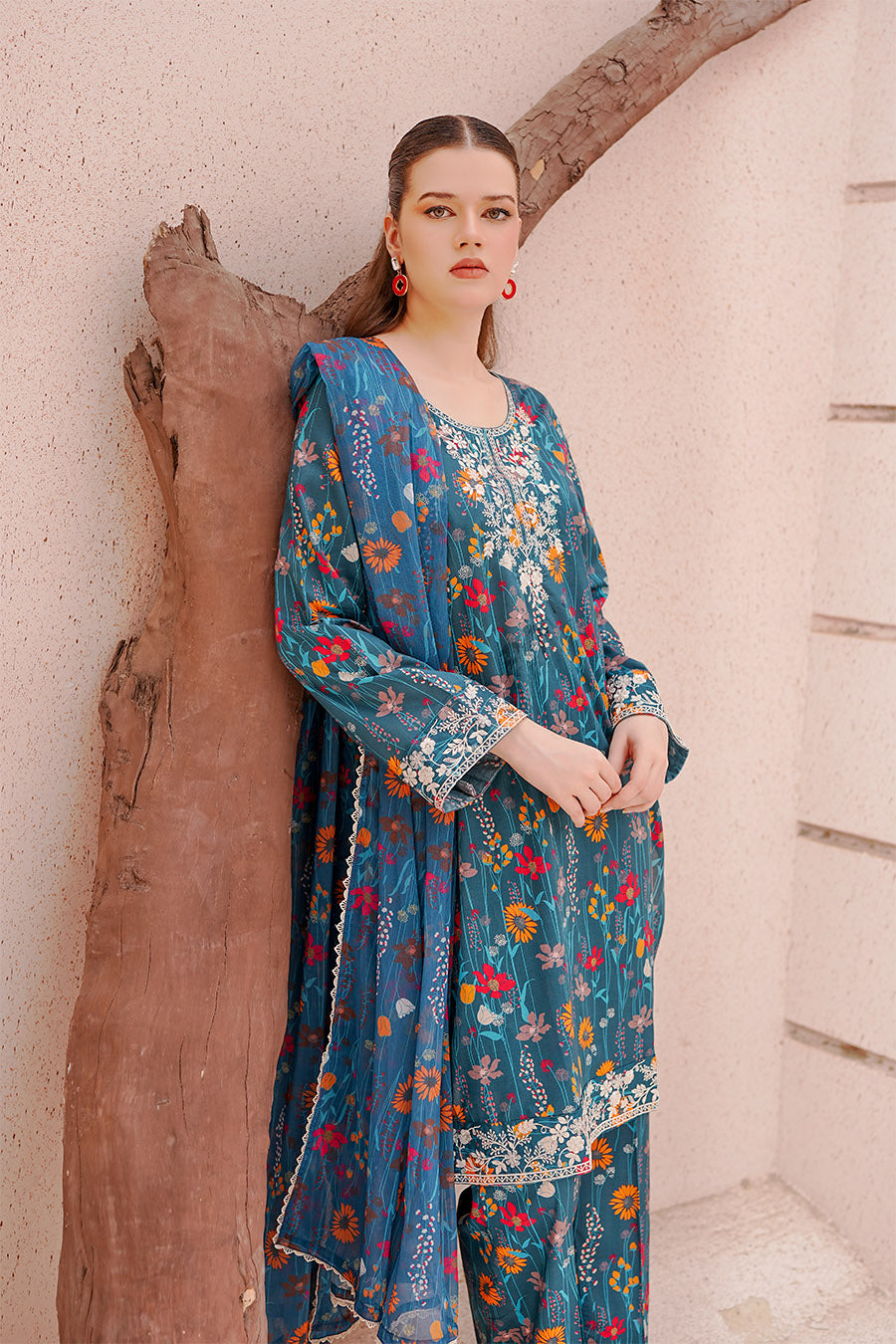 ZETA | Embroidery Stitched 3 pcs | lawn